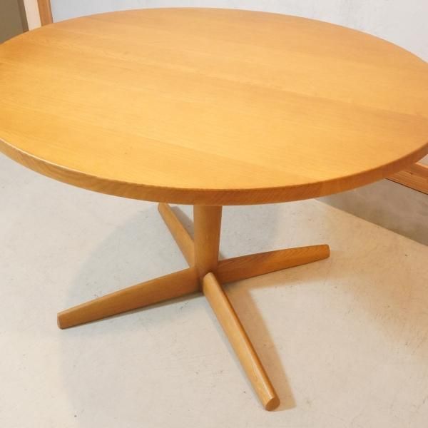 飛騨高山の家具メーカー飛騨産業(HIDA)の”侭” オーク材 ダイニング