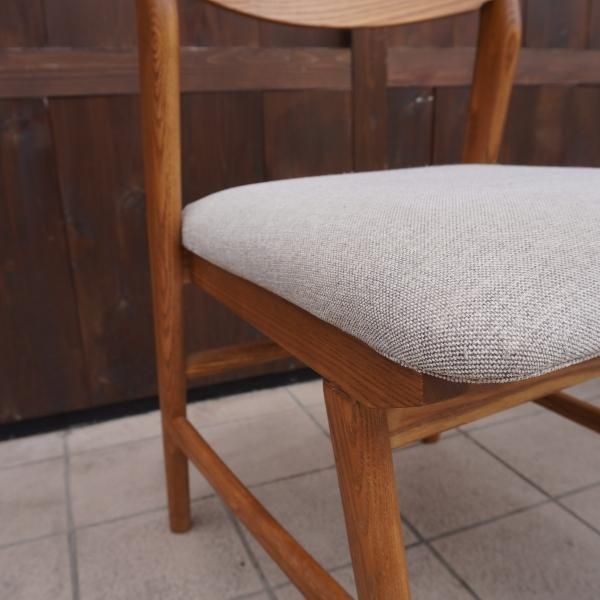 unico(ウニコ)のSIGNE(シグネ)シリーズのダイニングチェア 2脚セット