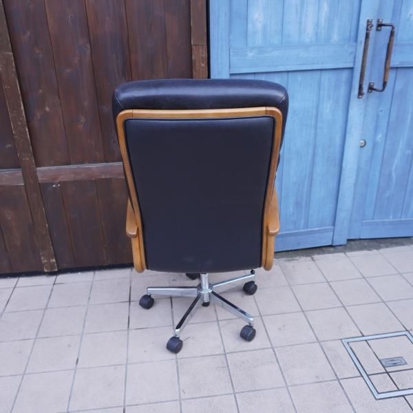 老舗家具メーカーHAMAMOTO(浜本工芸)のナラ無垢材を使用したDSA-5800