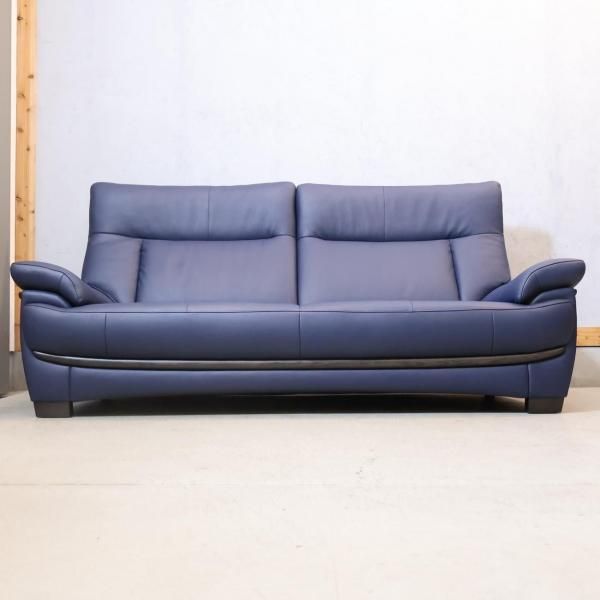 人気のkarimoku(カリモク家具)よりChitano(チターノ)の本革を使用した