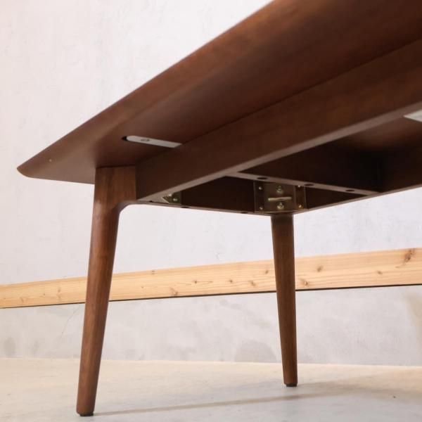 ACTUS(アクタス)の稀少なマホガニー材を使用したHORSE SHOE(ホース