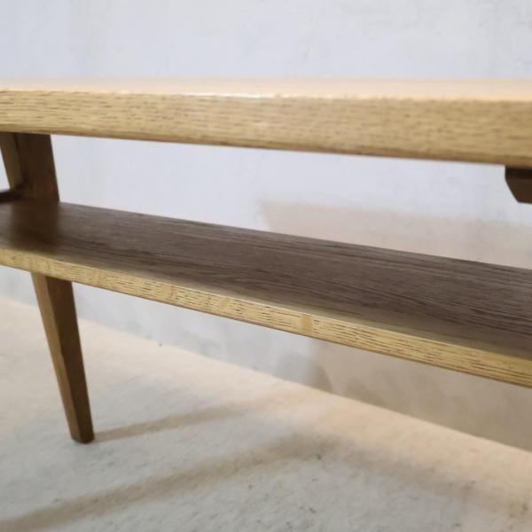 unico(ウニコ)ADDAY(アディ)カフェテーブルです。木の表情を生かした