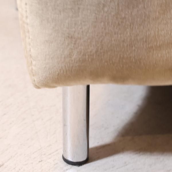 IDC OTSUKA(大塚家具)取り扱いのブランドDomicil(ドミシール)のDM-1018