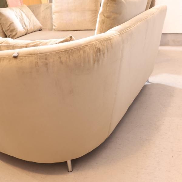 IDC OTSUKA(大塚家具)取り扱いのブランドDomicil(ドミシール)のDM-1018