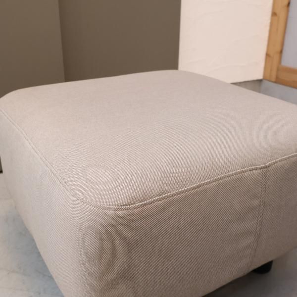 人気の無印良品(MUJI)のソファベンチ・オットマンです。ソファと