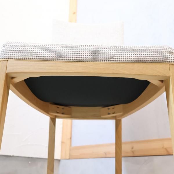 人気のkarimoku(カリモク家具)/Chitano(チターノ)よりダイニングチェア