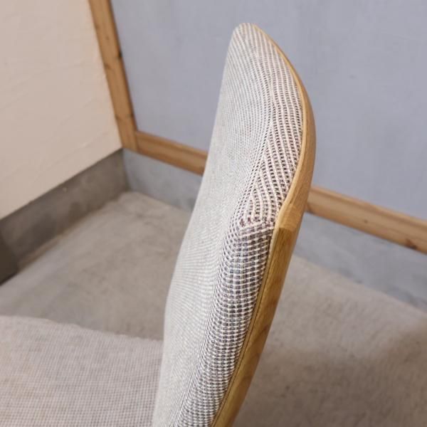 人気のkarimoku(カリモク家具)/Chitano(チターノ)よりダイニングチェア