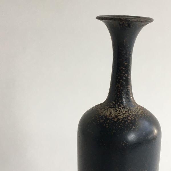 安齊賢太 黒 花器 - Jikonka ONLINE SHOP