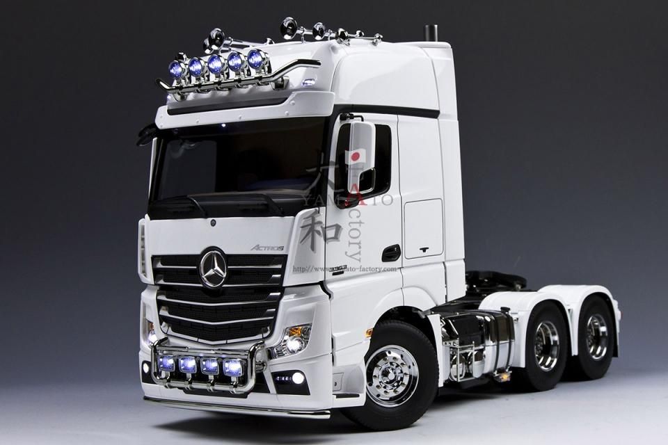受注生産】 タミヤ1/14 ACTROS 3363 カスタム完成品 メスセデスベンツ