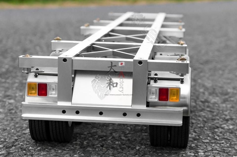 タミヤ1/14 40ftコンテナ積載用セミトレーラー