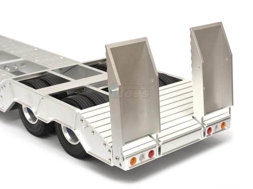 タミヤ1/14 フルメタル重機運搬用セミトレーラー