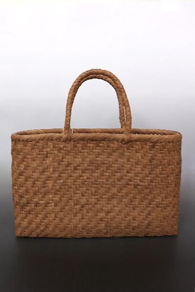 G-2425】山葡萄籠バッグ 網代編み 横長 中 - 銀座きもの青木｜長く大切