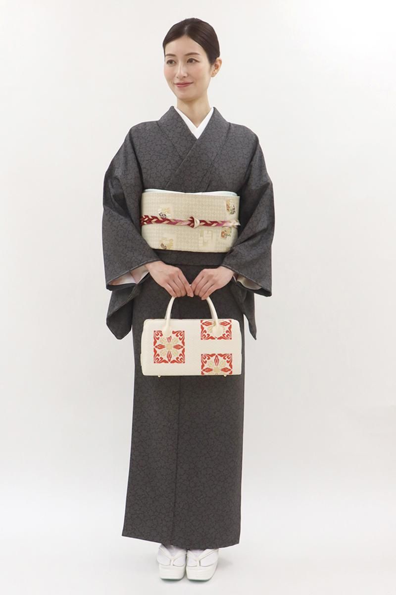 銀座【C-3050】横谷楠生作 江戸小紋 黒色 鮫に雪輪文（落款入） :身丈