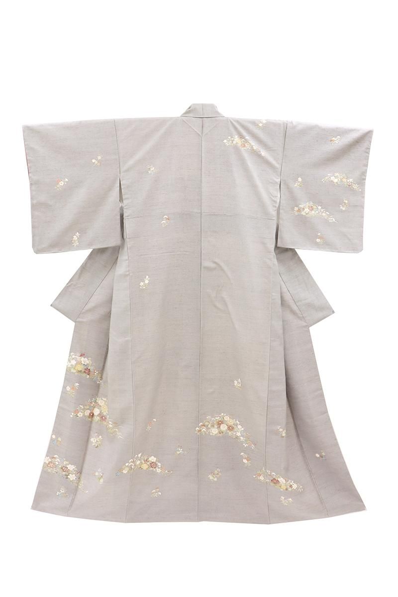 銀座【B-4009】結城紬 はたおり娘 付下げ 銀鼠色 秋草の図（証紙付