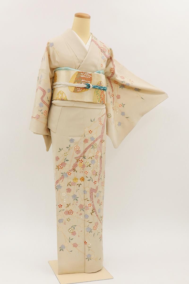 銀座【B-4013】訪問着 薄香色 枝垂れ桜の図 :身丈155.5/裄67/細め
