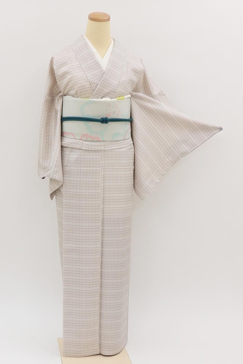 銀座【D-3703】小紋 桜鼠色 間道文 :身丈157.5/裄69 - 銀座きもの青木