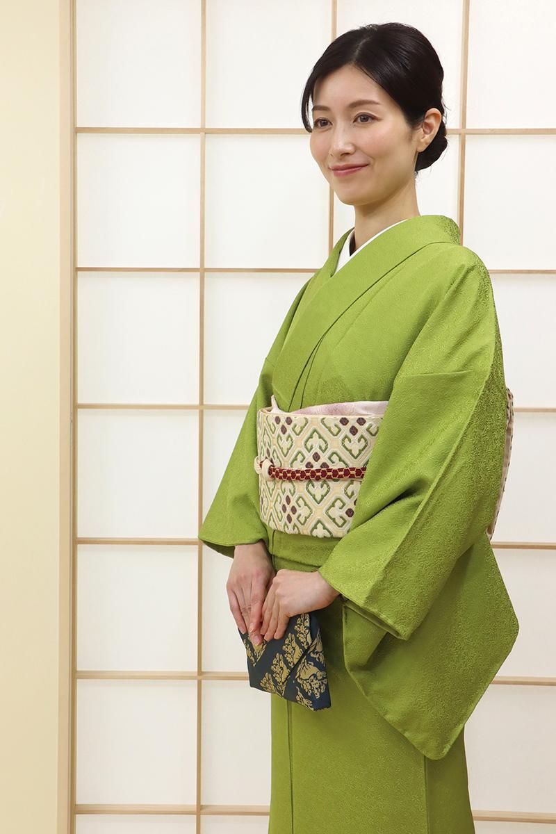 銀座【C-3079】繍一ッ紋 色無地 鶸萌葱色 南天の地紋 :身丈156/裄67