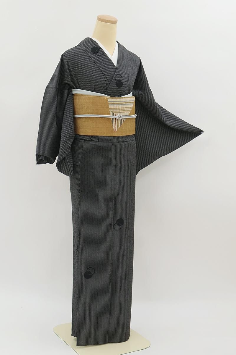 銀座【A-4080】単衣 本塩沢 黒色 縞に雪輪重ね文:身丈157/裄67.5/広め