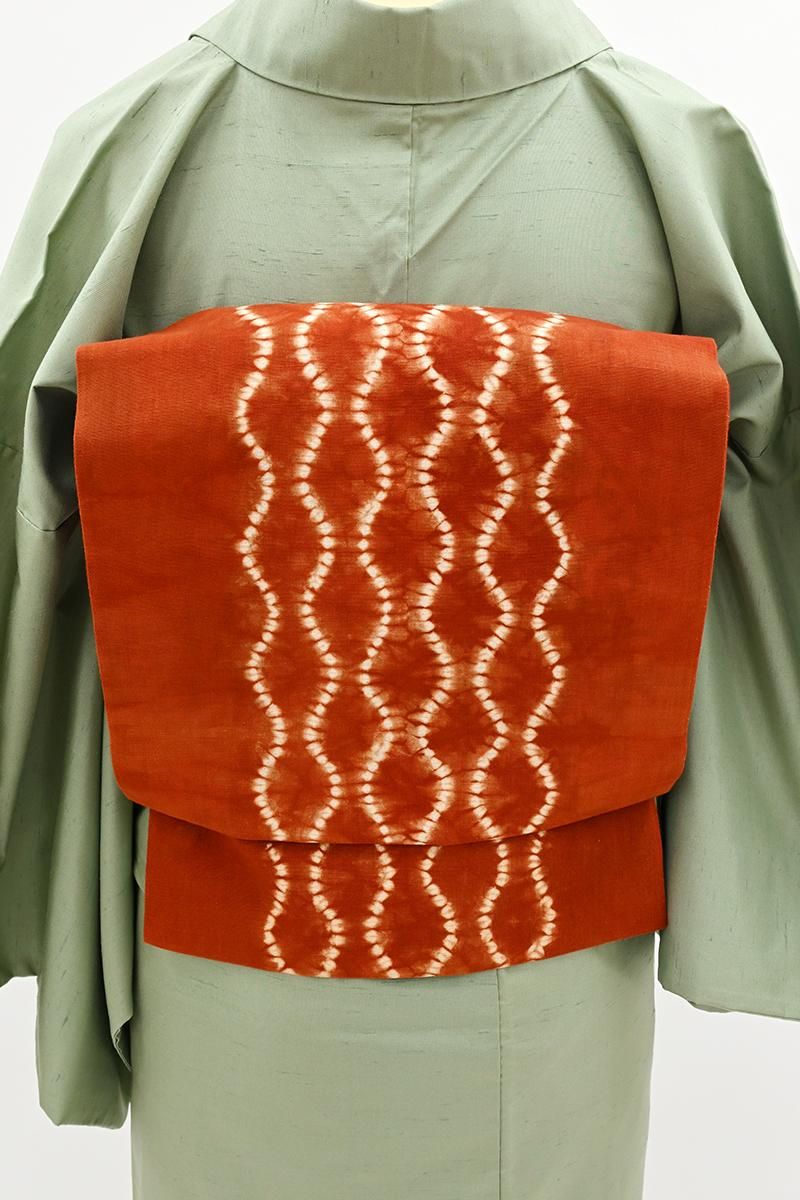 銀座【H-0768】草紫堂製 南部絞茜染 木綿地 名古屋帯 朱色 立涌文