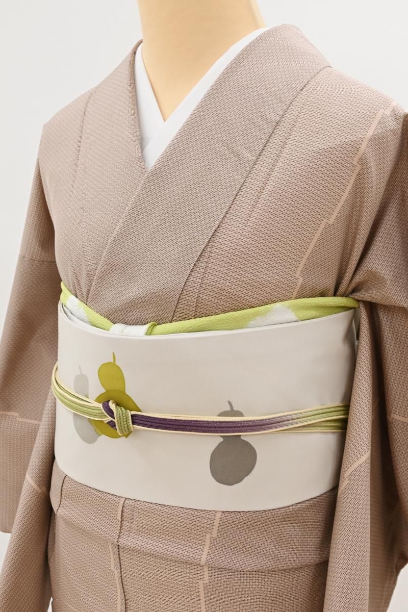 銀座【H-0781】高久空木作 塩瀬地 染名古屋帯 淡い灰色 六瓢文（落款入