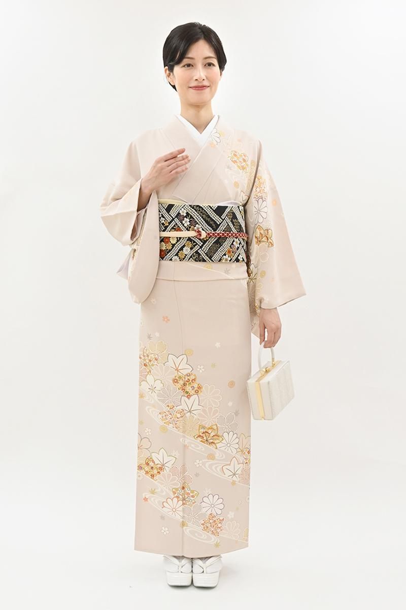 銀座【B-4300】訪問着 淡い灰桜色 流水に桜や楓など（ますいわ屋扱い