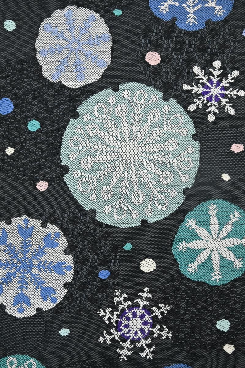 銀座【H-0828】西陣 帯屋捨松製 八寸織名古屋帯 消炭色 雪輪や雪花文