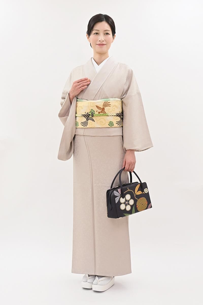 銀座【C-3365】色無地 枯野色 葡萄唐草の地紋（反端付）（N）:身丈166