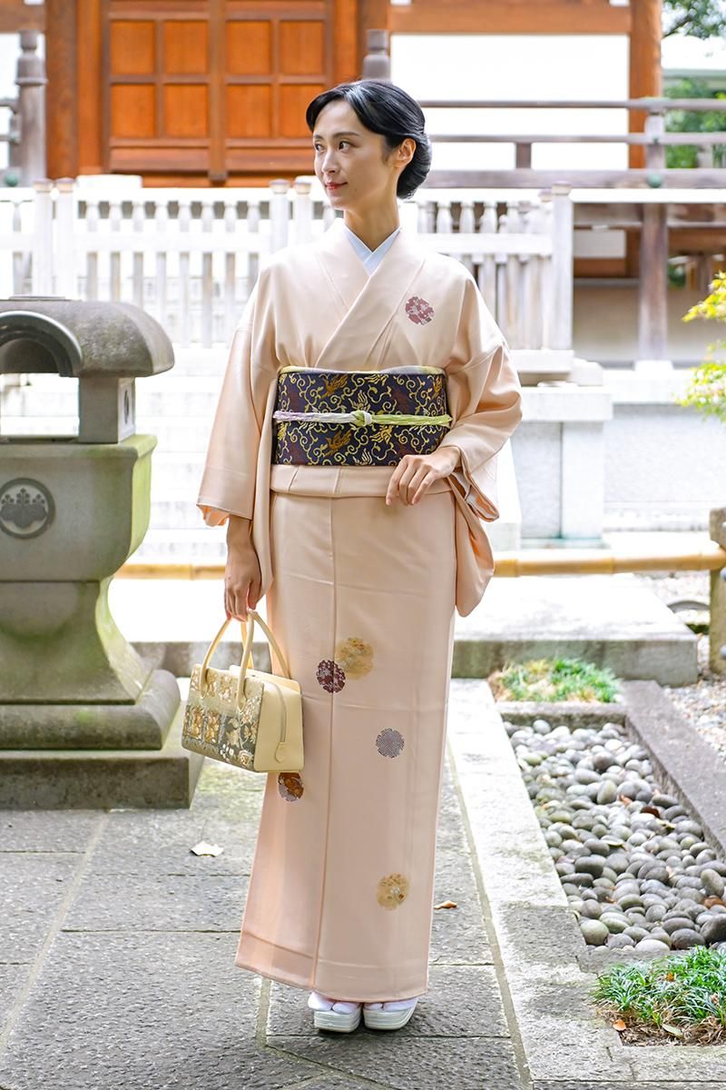 銀座【着物4673】千總製 付下げ 乙女色 雪輪散らし（落款入）:身丈161