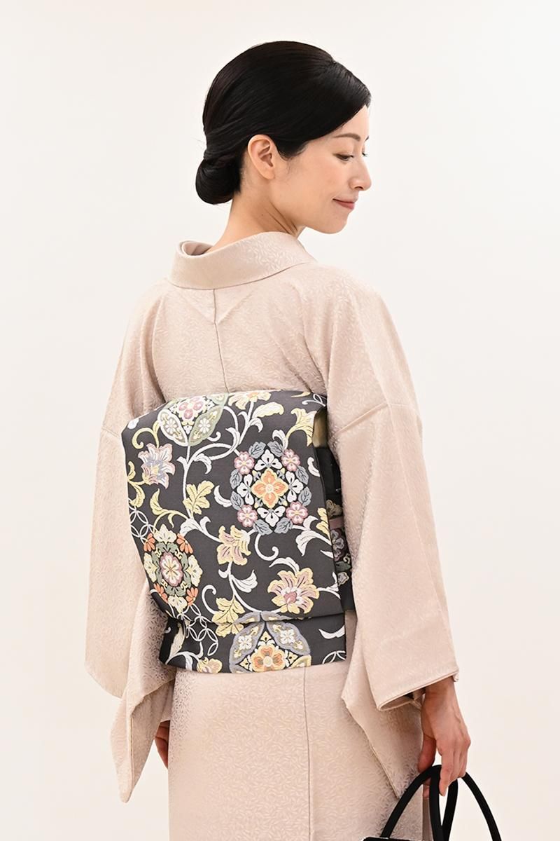 銀座【H-0928】西陣製 織名古屋帯 鈍色 唐草に七宝華文 （証紙付）（N