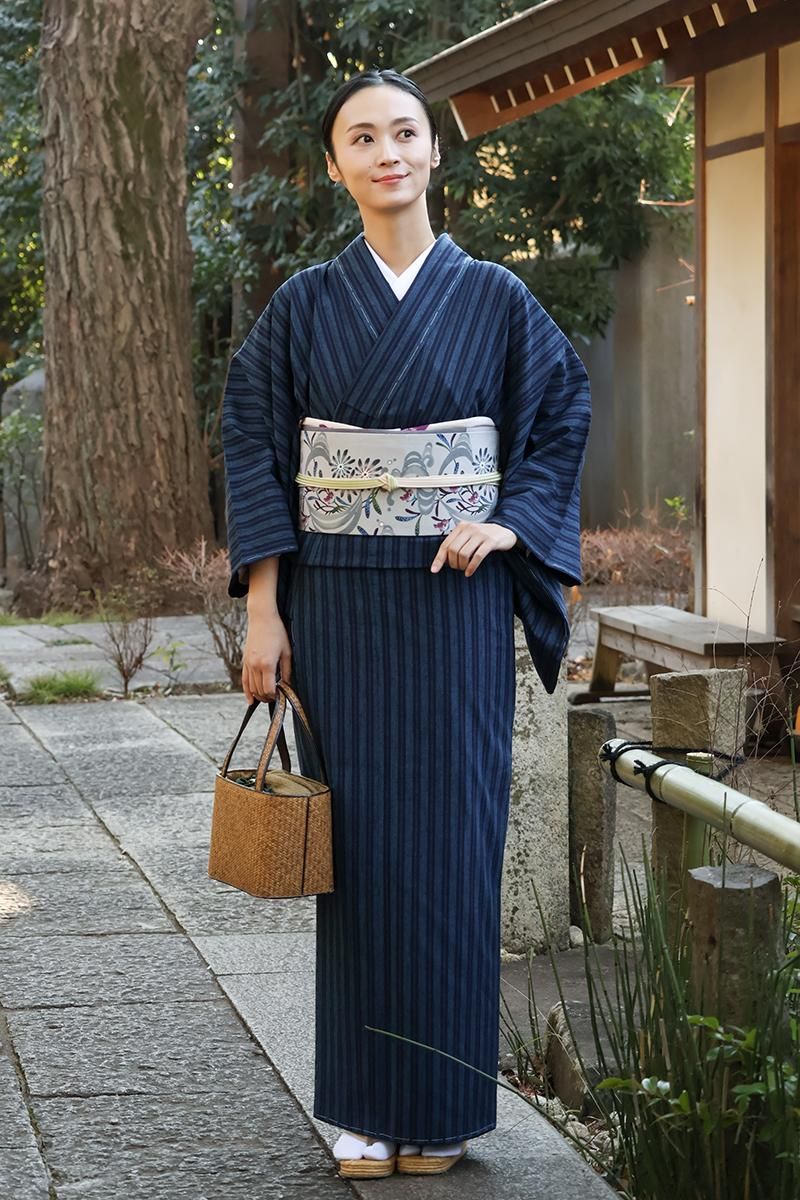 銀座【着物4740】薩摩絣 絣縞 :身丈161.5/裄67.5 - 銀座きもの青木