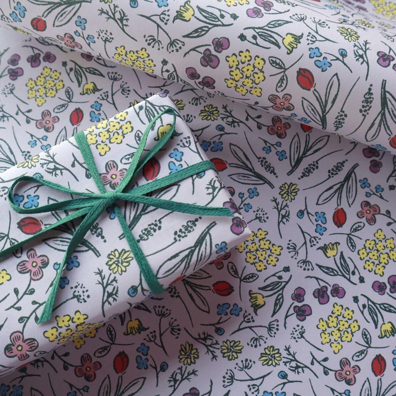 春のさんぽみち柄 ラッピングペーパー/包装紙 5枚 - おしゃれな海外