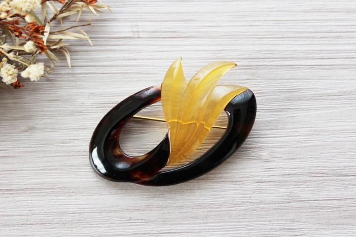 大阪なにわべっ甲】天然・本物 本べっ甲 ブローチ ＜リーフ＞