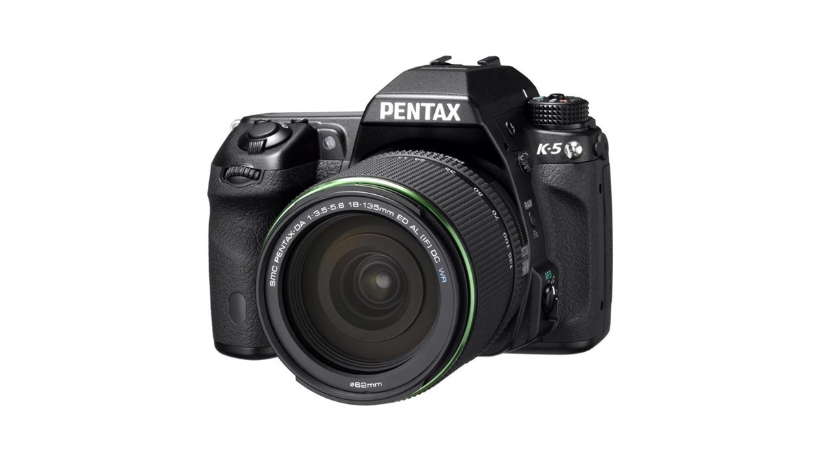 ペンタックス、デジタル一眼レフ「K-5」を10/15発売 - 価格.com