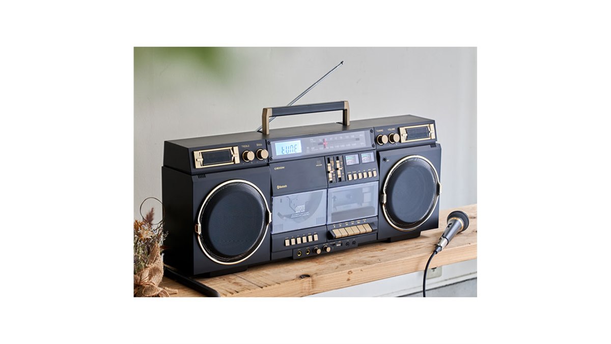 80年代に流行した「ビッグCDラジカセ」を再現、幅約67cmのBluetooth