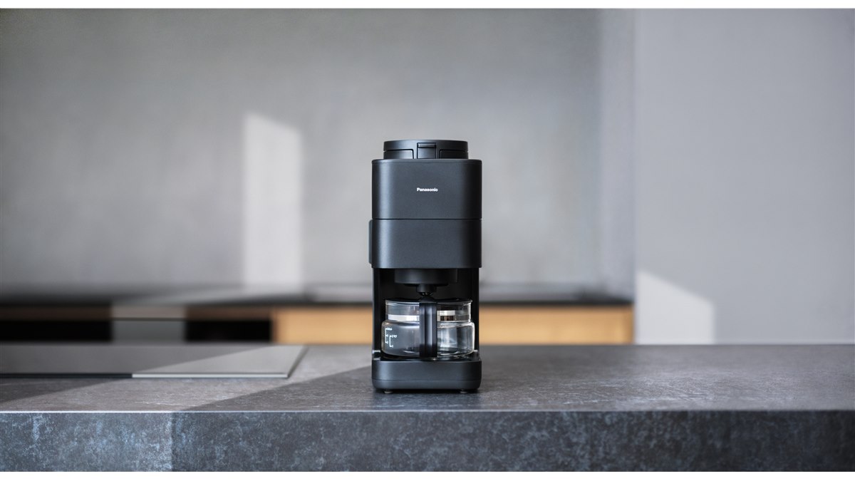 パナソニック、6種類の味わいを楽しめる全自動コーヒーメーカー「NC
