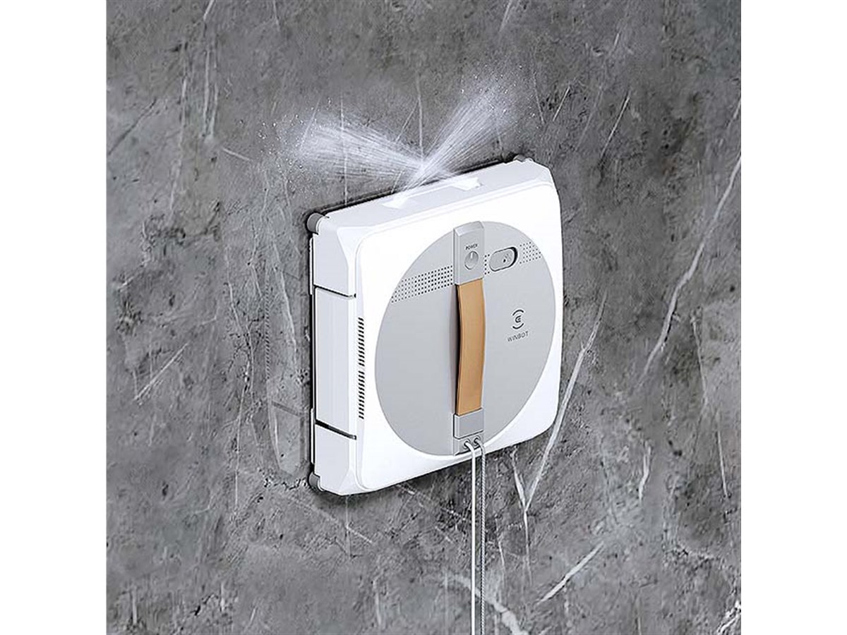 エコバックス、クロスオートスプレーを初採用した窓掃除ロボット