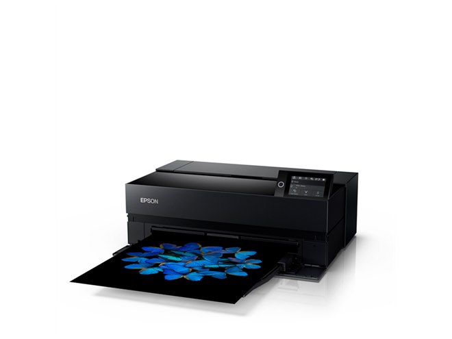 エプソン、“青の色域を大幅に拡大した”プロ向けプリンター2機種 - 価格.com