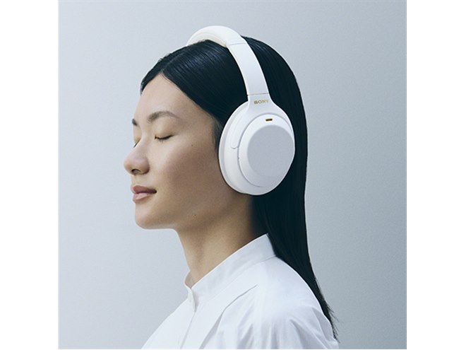 ソニー、NCワイヤレスヘッドホン「WH-1000XM4」に限定色「サイレント