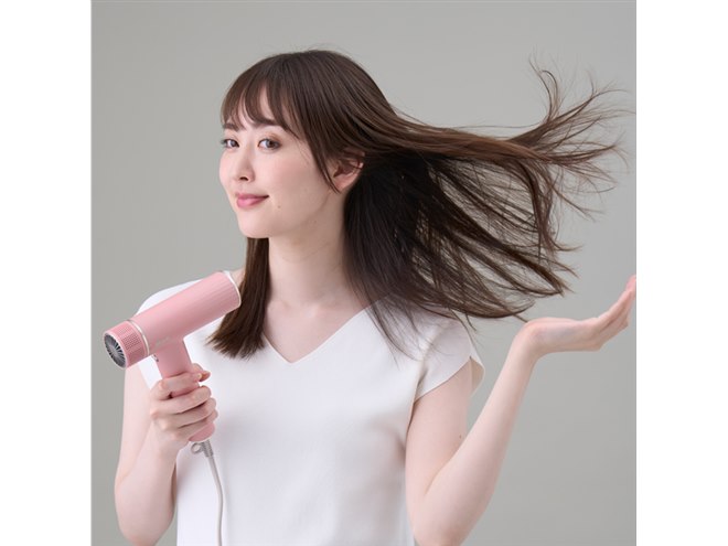 Shark、“熱ダメージを与えず大風量”をうたうヘアドライヤー「Shark