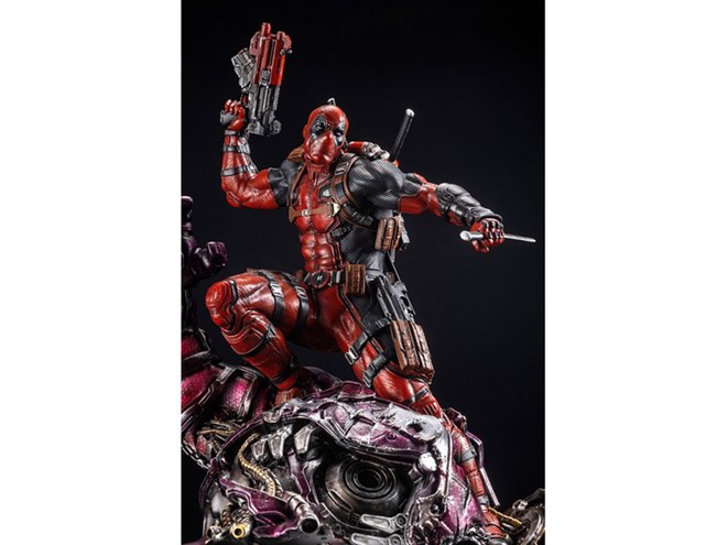 クチャレック兄弟が監修、デッドプールの限定生産仕様フィギュアが発売