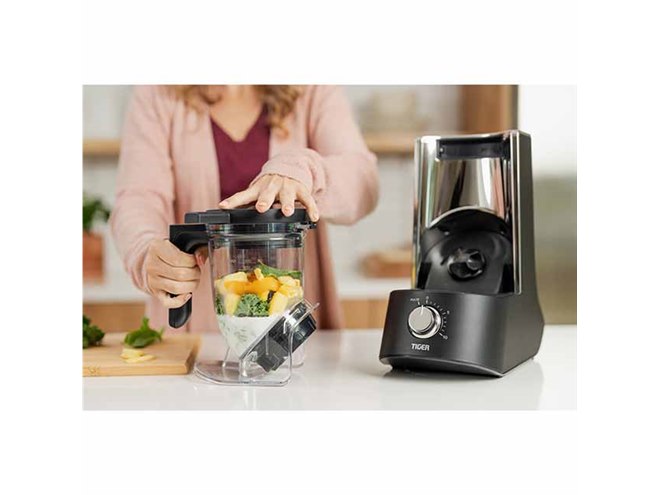 タイガー、斜め型45度を採用したプレミアムミキサー「TIGER EDGE