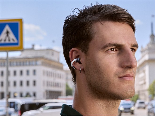 JBL初のイヤーカフ型完全ワイヤレスイヤホン「Soundgear Clips