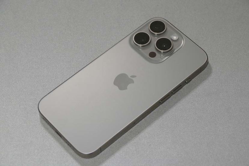 iPhone 15 Pro」自腹1か月レビュー！ 機種変してどうだった？ - 価格
