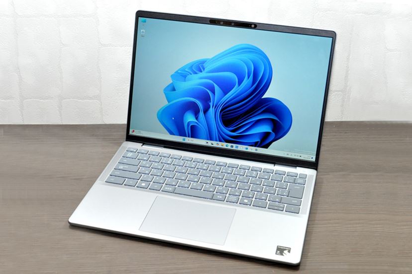 Snapdragon X Plus搭載のCopilot+ PC、デル 「Inspiron 14 Plus」の
