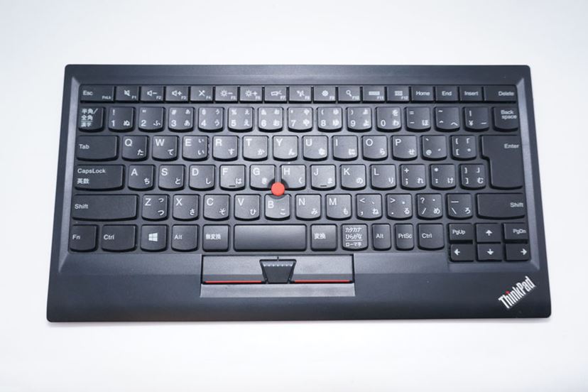 スマホが「ThinkPad」に?! “あのキーボード”がワイヤレスになった