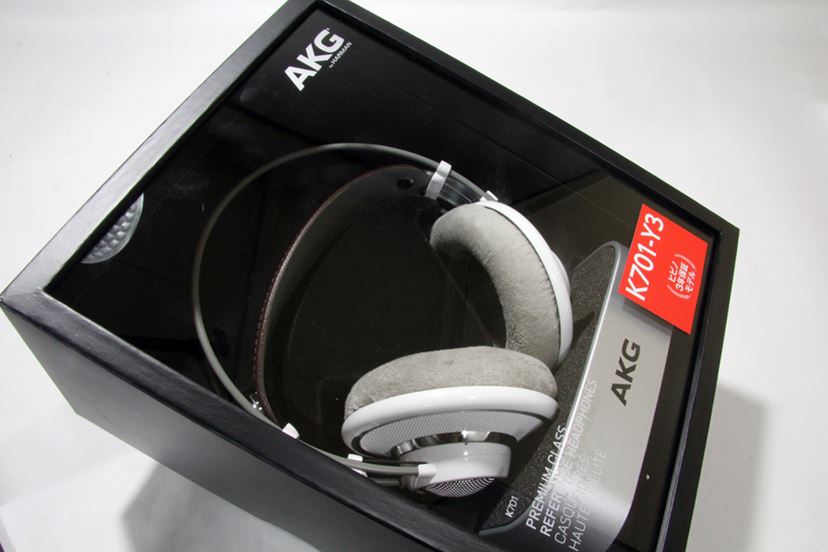 澪ホン”復活！？ 再発売されたAKG「K701」を、オーストリア製と比較