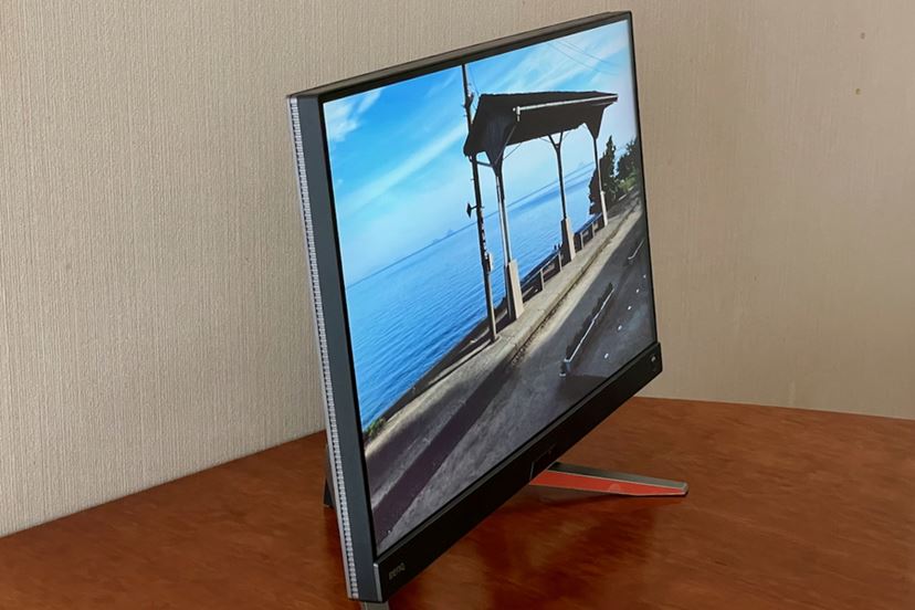 2.1chスピーカーを搭載したBenQ「EX2710Q」でゲーミングモニターの「音