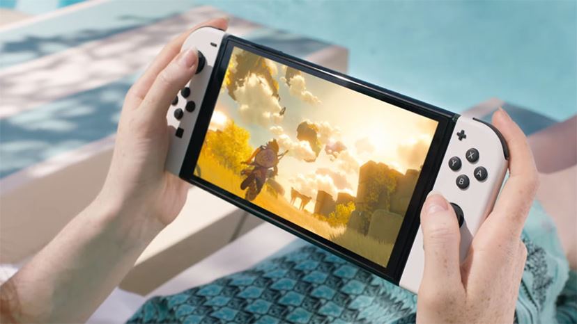 新型「Nintendo Switch（有機ELモデル）」が発表。従来機との違いは