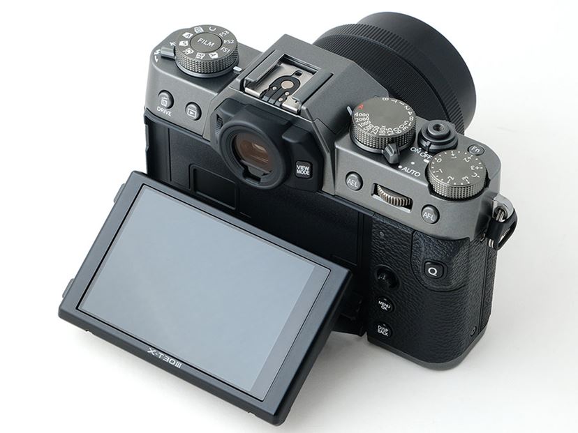 富士フイルム「X-T30 III」最速レビュー！ 写真を撮る楽しさを味わえる