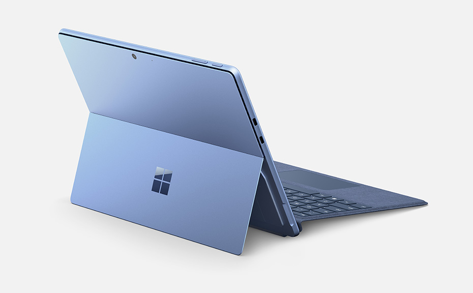 価格.com - [PR企画]マイクロソフト「Surface Pro 9」の進化に迫る